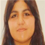 Me defino como una persona amable y paciente al igual que comunicativa, me gusta ayudar y darle una vista creativa a la enseñanza